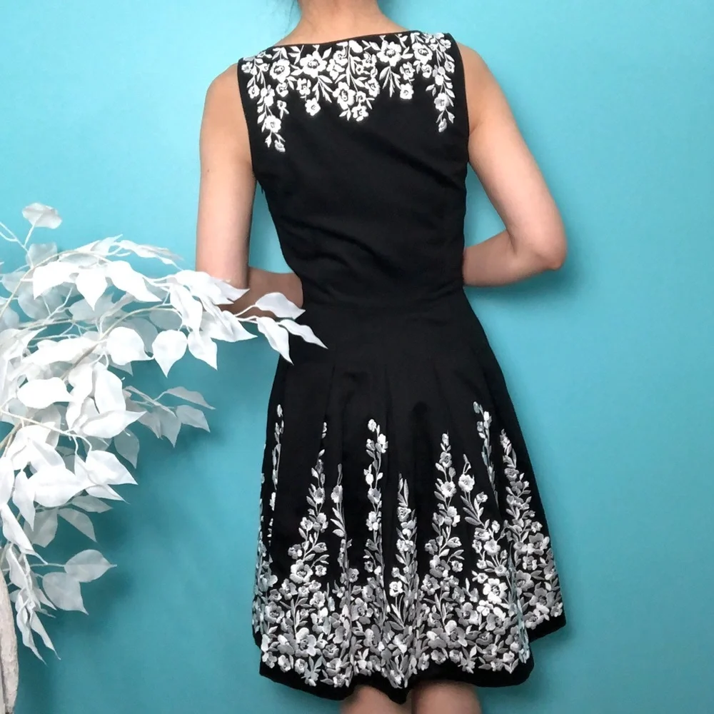 White House Black Market (WHBM) Sleeveless V Neck Embroidered Fit & Flare Dress - Picture 3 of 12